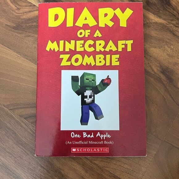 Diary Of A Minecraft Zombie: One Bad Apple - Picture 1 of 3